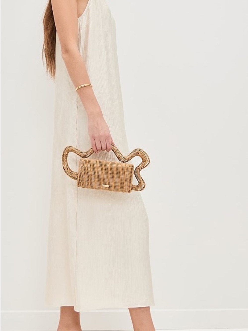 Cult Gaia Elsa Rattan Clutch - Picture 5 of 7